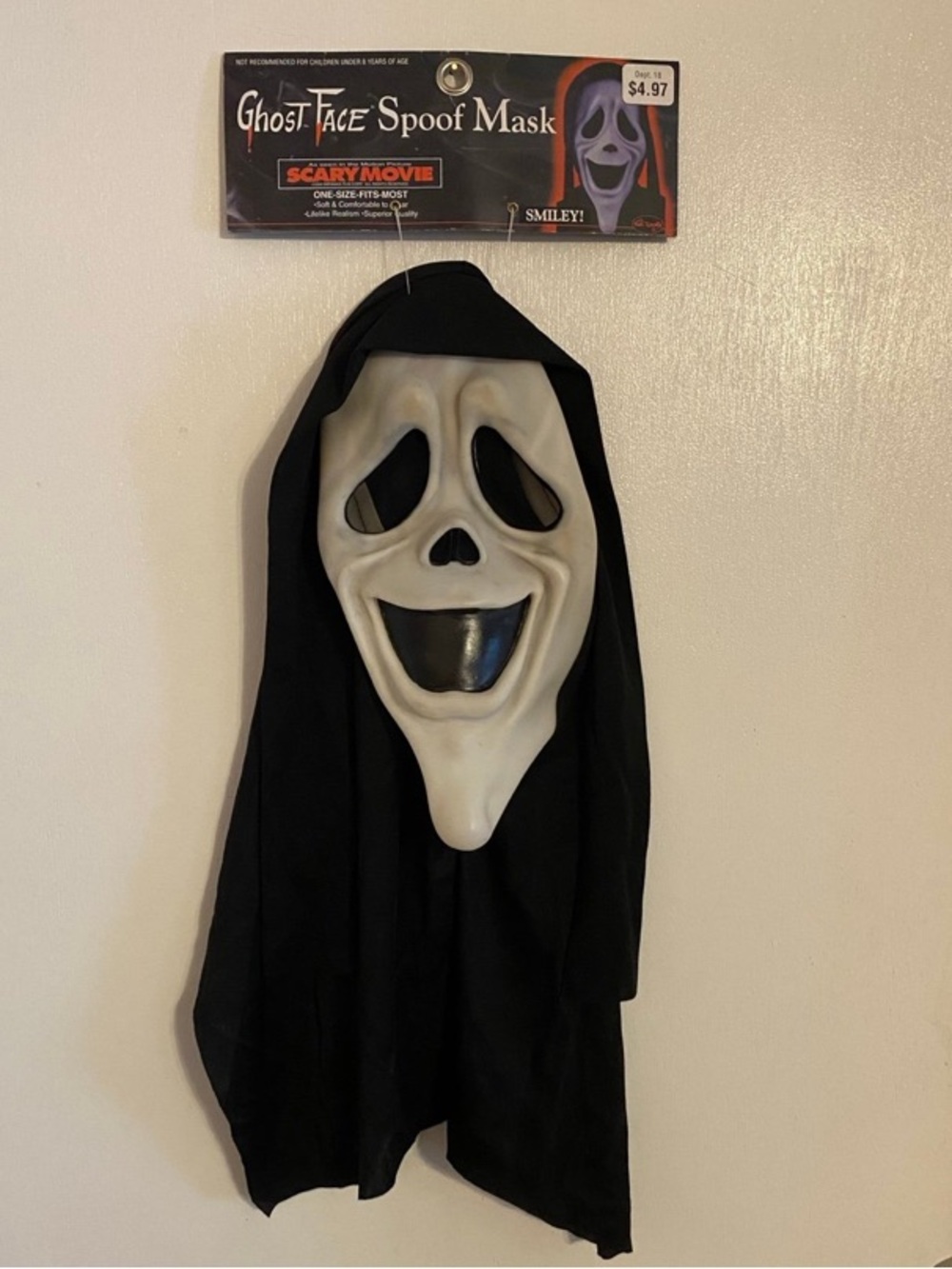 VTG Ghost Face Spoof Mask Smiley Scream Pre 2010 Scary Movie Easter Unlimited